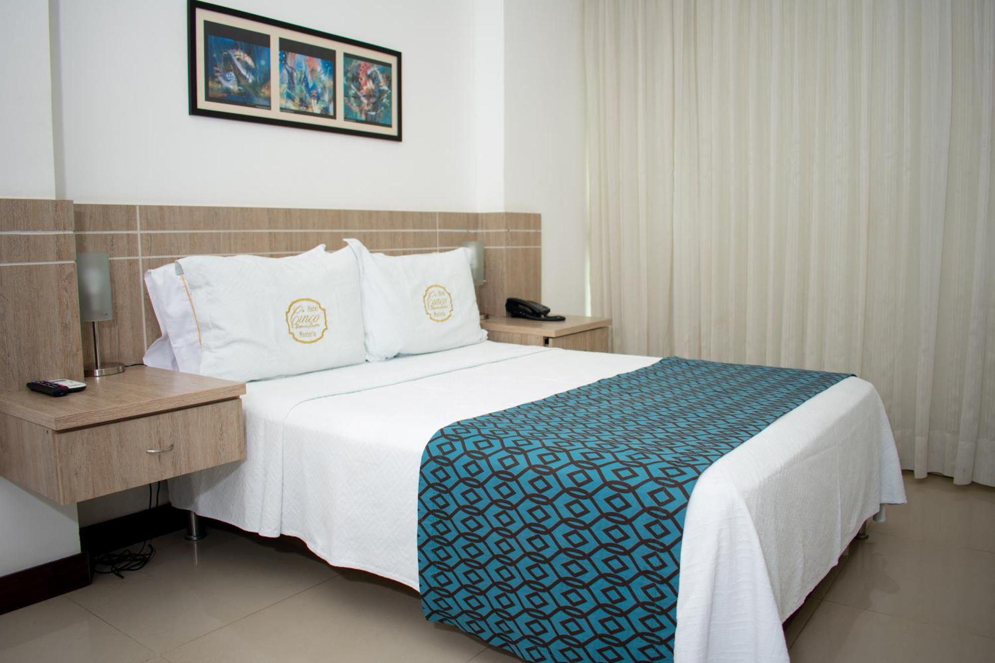 Hotel Cinco Montería Zimmer foto